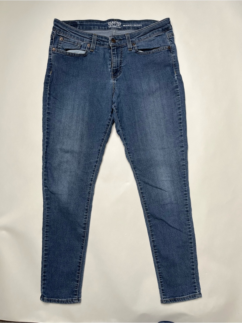 Signature Women's Skinny Jeans - Dark Blue Wash